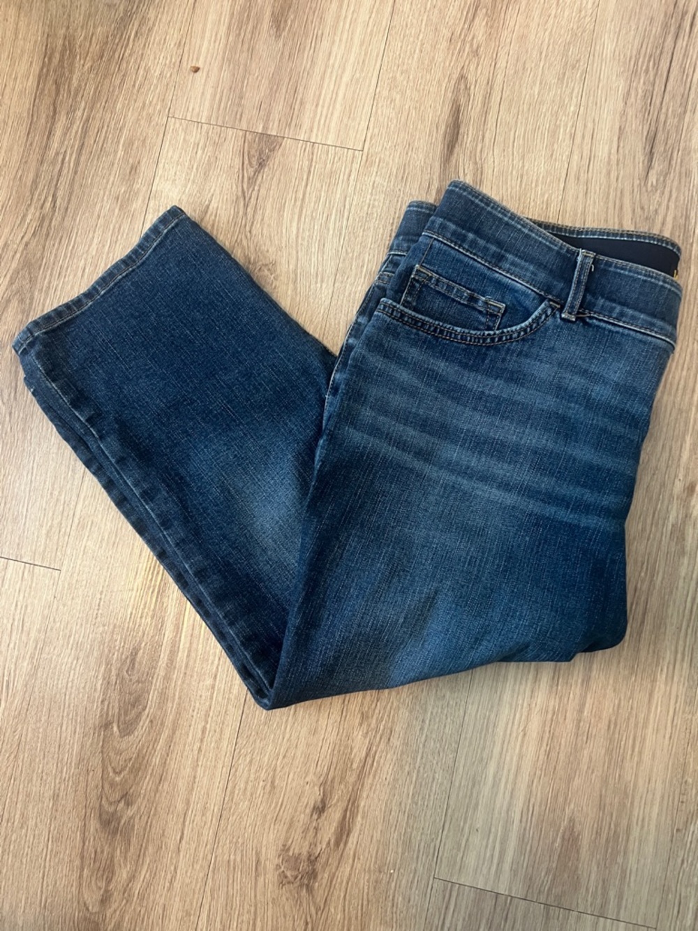 Lee Dark Blue Capri Jeans- Mud-rise